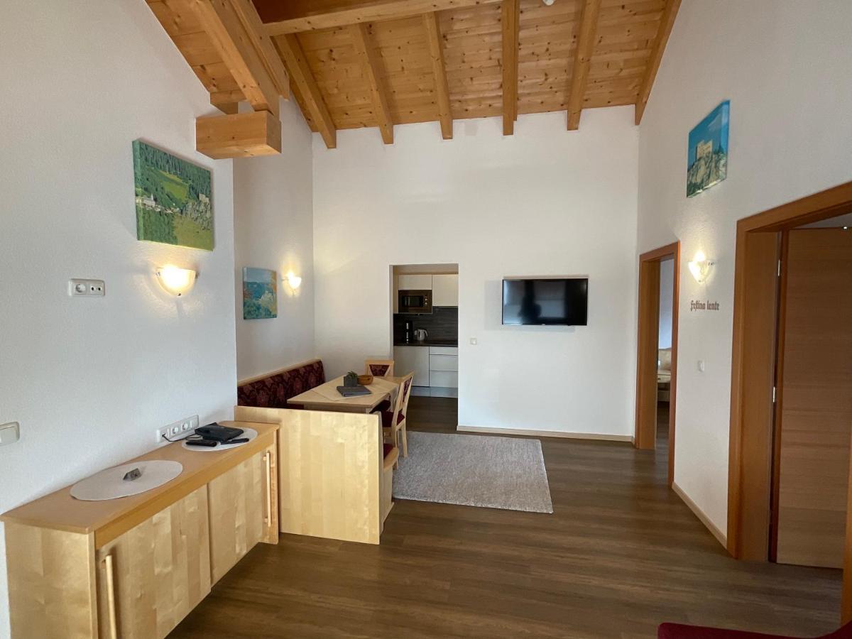 Appartements Am Burgsee Ladis Esterno foto