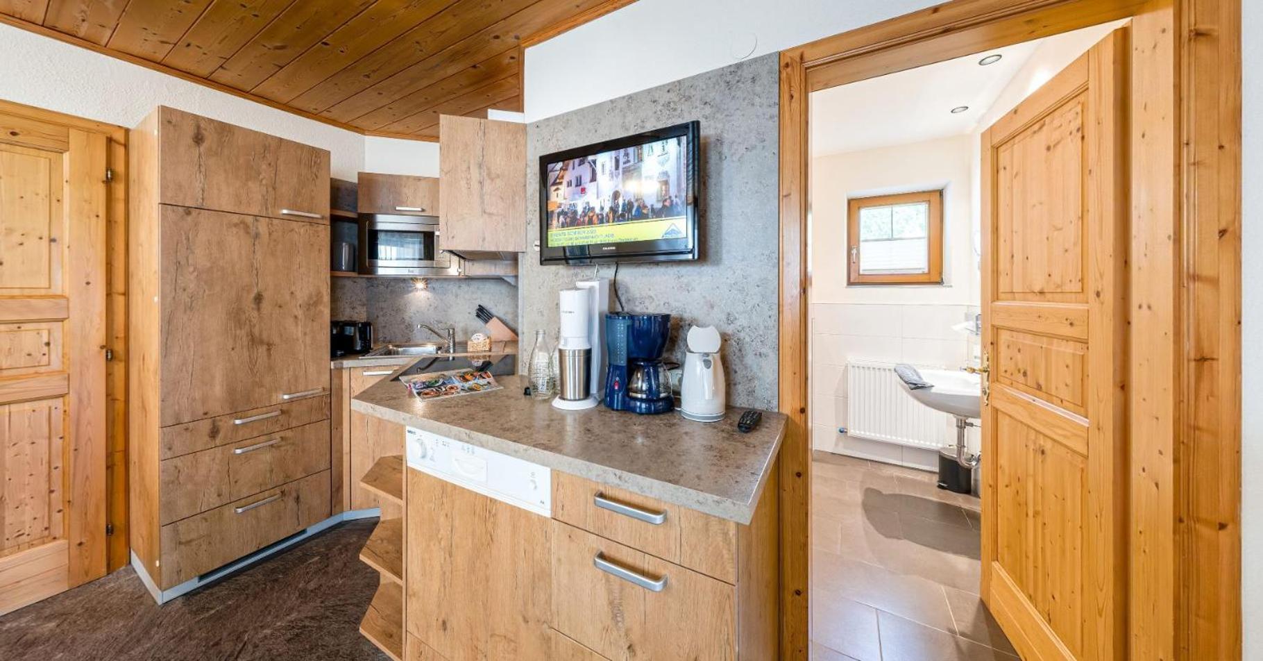 Appartements Am Burgsee Ladis Esterno foto